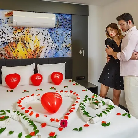 Optimum Luxury Hotel&spa מלון אנטליה